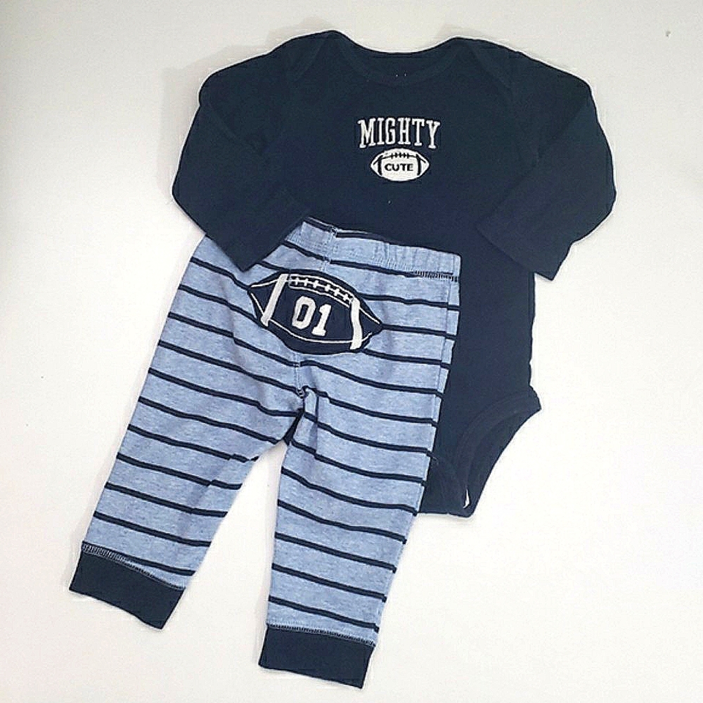 Carter's football outfit, 9m